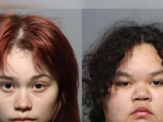 Ragazze della Florida che progettano di ricreare il massacro di Sandy Hook, ridono e scherzano dopo l’arresto