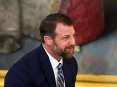 La nomina di Mullin al DHS avanza 8-7 mentre Rand Paul si oppone e Fetterman sostiene