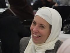 Un candidato democratico dell’Iowa ha collegato il cristianesimo alla “violenza politica” nel 2023