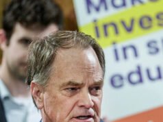 Steve Toth sconfigge il rappresentante Dan Crenshaw nelle primarie del distretto 2 del Texas House