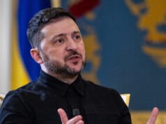 Zelenskyj sugli attacchi contro l’Iran: la “risolutezza americana” indebolisce i “criminali globali”