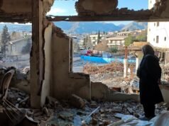 Aggiornamenti in tempo reale sulla guerra USA-Iran: l’attacco a lungo raggio dell’Iran ha ancora preso di mira la base USA-Regno Unito mentre il sito nucleare viene colpito nuovamente; Israele avverte di un aumento “significativo” degli attacchi