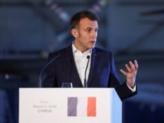 La Francia si prepara a scortare le navi nello Stretto di Hormuz quando la guerra si calmerà: Macron