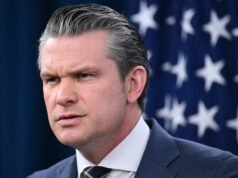 Gli Stati Uniti affermano di aver colpito una presunta nave dedita al traffico di droga nel Pacifico, uccidendone due