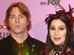 Il figlio di Cher accusato di aver agito in modo bellicoso alla scuola privata del New Hampshire