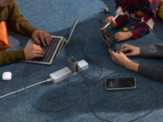 Se hai bisogno di un nuovo caricabatterie con molte porte e potenza, sarà proprio questo