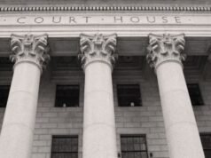 Una donna gravemente ferita nell’attacco di un cane al rifugio per animali della California ha ricevuto dalla giuria 5,4 milioni di dollari