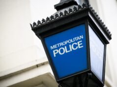 La polizia britannica arresta tre uomini sospettati di spionaggio a favore della Cina