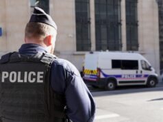 La polizia francese sventa un sospetto attentato a Parigi