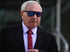 Mancano settimane prima che il campione di calcio accusato di sesso minorile Barry Cable impari il destino