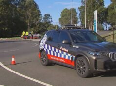 Sydney TAFE in isolamento dopo che due persone sono state viste agire in modo sospetto