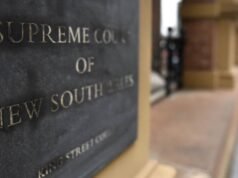 Il padre ha chiesto se il figlio “voleva essere rosso” prima dell’omicidio