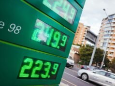 Per gli australiani arriva la “tassa sulle famiglie” a causa della guerra con l’Iran