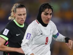 Il quinto giocatore della squadra di calcio iraniana ritira la richiesta di asilo