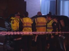 Adolescente ucciso in ribaltamento dopo aver tentato il furto d’auto: polizia