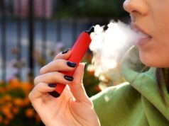 Lo studio conferma le peggiori paure dei genitori: lo svapo provoca il cancro