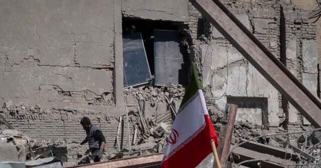 iran-rubble-flag-getty-640x335.jpg