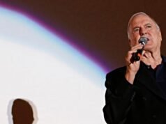 L’attore John Cleese avverte che la Gran Bretagna cesserà di esistere se i valori cristiani “saranno sostituiti da valori islamici”