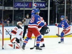 I Rangers fissano il fondo dell’hockey locale durante la partita con i Devils
