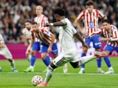 Vinicius segna una doppietta mentre il Real Madrid supera l’Atletico 3-2 in un derby pulsante