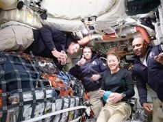 Gli astronauti della NASA rivelano momenti salienti e inaspettati del loro viaggio sulla luna nella prima intervista dalla navicella spaziale Orion