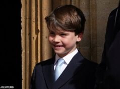 L’abito a doppiopetto che indossa il principe Louis ruba la scena al servizio di Pasqua mentre i fan sottolineano come è cresciuto
