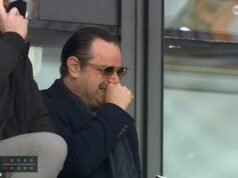 Il cuore spezzato della FA Cup per Danny Dyer mentre il supertifoso del West Ham osserva il genero Jarrod Bowen sbagliare un rigore cruciale nella drammatica sconfitta ai rigori contro il Leeds