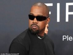 Il Wireless Festival viene cancellato poiché a Kanye West viene impedito di recarsi nel Regno Unito per un ruolo da protagonista perché la sua presenza nel paese “non è favorevole al bene pubblico”