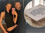 Brooklyn Beckham sembra prendere di mira la sua famiglia estranea nello sgargiante biglietto di auguri per il quarto anno alla moglie Nicola Peltz mentre dice che “hanno passato così tanto insieme ma sono più forti che mai”