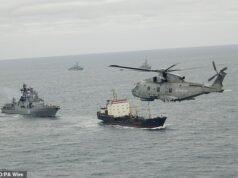 L’Umiliazione: la Marina, un tempo potente, deve chiedere aiuto alla flotta francese per pattugliare le nostre PROPRIE acque mentre il Primo Ministro viene deriso per l’accordo con Chagos Inversione di marcia: “Contiamo sul nostro più antico nemico”