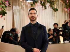 Brett Goldstein è diventato “accidentalmente” una star di successo di Ted Lasso e ora sta conquistando Hollywood con un contratto con la Warner Bros, due Emmy e “avvicinandosi” a Jennifer Lopez