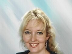 Il motivo per cui le persone si allontanano dalla Chiesa? Signore assetate di potere con gilet imbottiti che calpestano il vicario, dice CAROLINE BULLOCK – mentre rivela come l’hanno esclusa nella sua città del Sussex