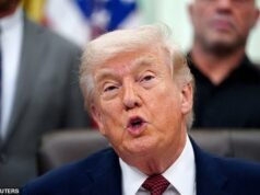 Trump accusa l’Iran di “VIOLARE” il cessate il fuoco poiché il regime si rifiuta di incontrare Vance poche ore prima della ripresa della guerra