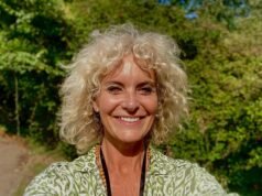 La star di Coronation Street Tracy Shaw, 52 anni, rivela che le è stato diagnosticato un cancro al seno