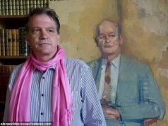 Figlio segreto del confidente playboy della principessa Margaret, Lord Glenconner, iniziò a fare il terapista per i giochi sessuali con il paziente