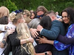 Virginia Giuffre ricordata come “l’eroe dei secoli” nel primo anniversario della sua morte