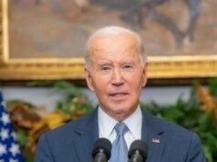 L’amministratore Trump riesamina attivamente i migranti Biden che hanno ricevuto la carta verde