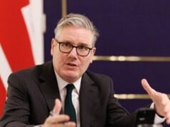 Metà dell’opinione pubblica britannica vuole che il primo ministro Starmer si dimetta