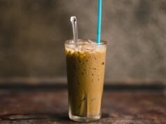 Una tazza di caffè e tè ora costa di più, gli effetti della guerra cominciano a farsi sentire anche nel settore culinario