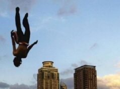 La polizia controllerà gli agenti di distribuzione e indagherà sulla tragedia dell’ART che si lancia dal 4° piano a Benhil