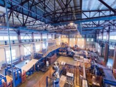 I paesi confinanti del RI colpiti da un’ondata di licenziamenti di massa, i settori manifatturiero e della vendita al dettaglio più colpiti