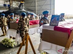 I corpi di 3 soldati TNI morti in Libano sono stati rimpatriati dalla Turchia, arrivando in Indonesia sabato pomeriggio