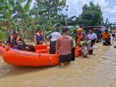 Danni causati dall’alluvione a Demak, 583 residenti sfollati e una persona risultata dispersa