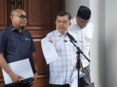 JK nega il finanziamento di Roy Suryo Cs mettendo in dubbio il diploma di Jokowi