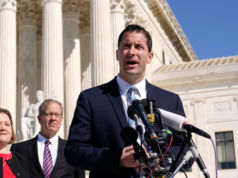 I consulenti sono impegnati nella libertà di parola