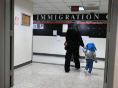 La corte blocca il tentativo di Trump di intimidire i bambini immigrati