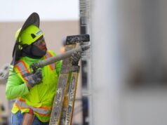 Il tasso di disoccupazione negli Stati Uniti scende nonostante l’incertezza economica e la guerra con l’Iran