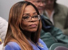 Come le dimissioni di Cherfilus-McCormick danneggiano le speranze dei democratici in Florida