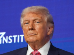 Il tasso di approvazione di Trump tra i cattolici praticanti è del 58%.