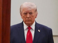 I siti nucleari iraniani ridotti in “polvere”, afferma Trump, promettendo una punizione immediata per qualsiasi tentativo di riavvio